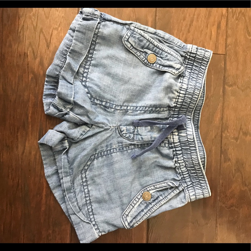 Like New GAP Girls Regular 6 Jean Shorts